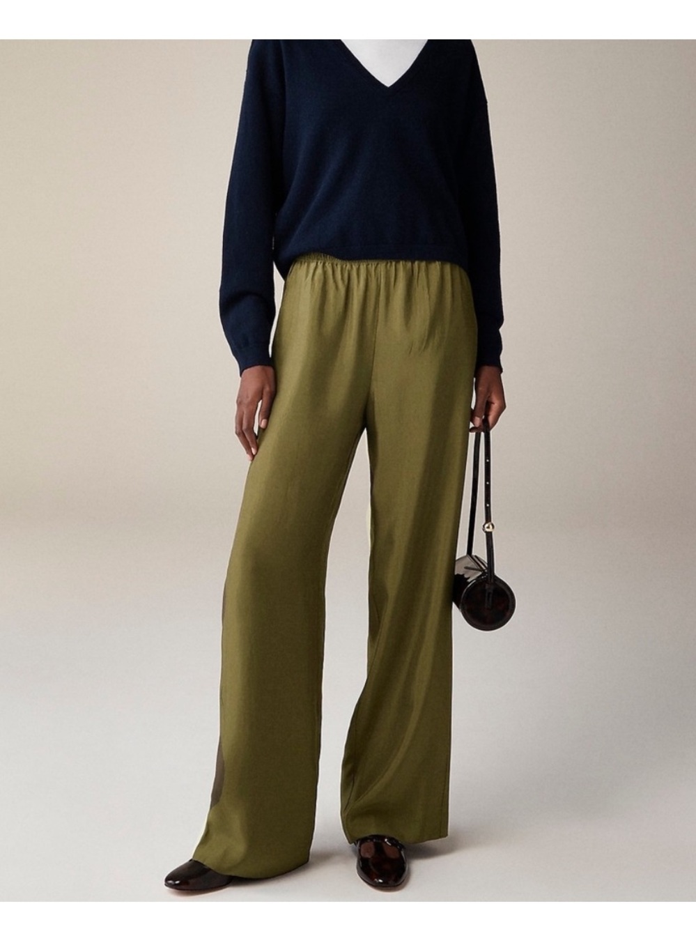 NWOT J. Crew Olive Stratus Pant in textured satin